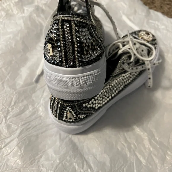 Black & White Rhinestone Shoes - Picture 5 of 7